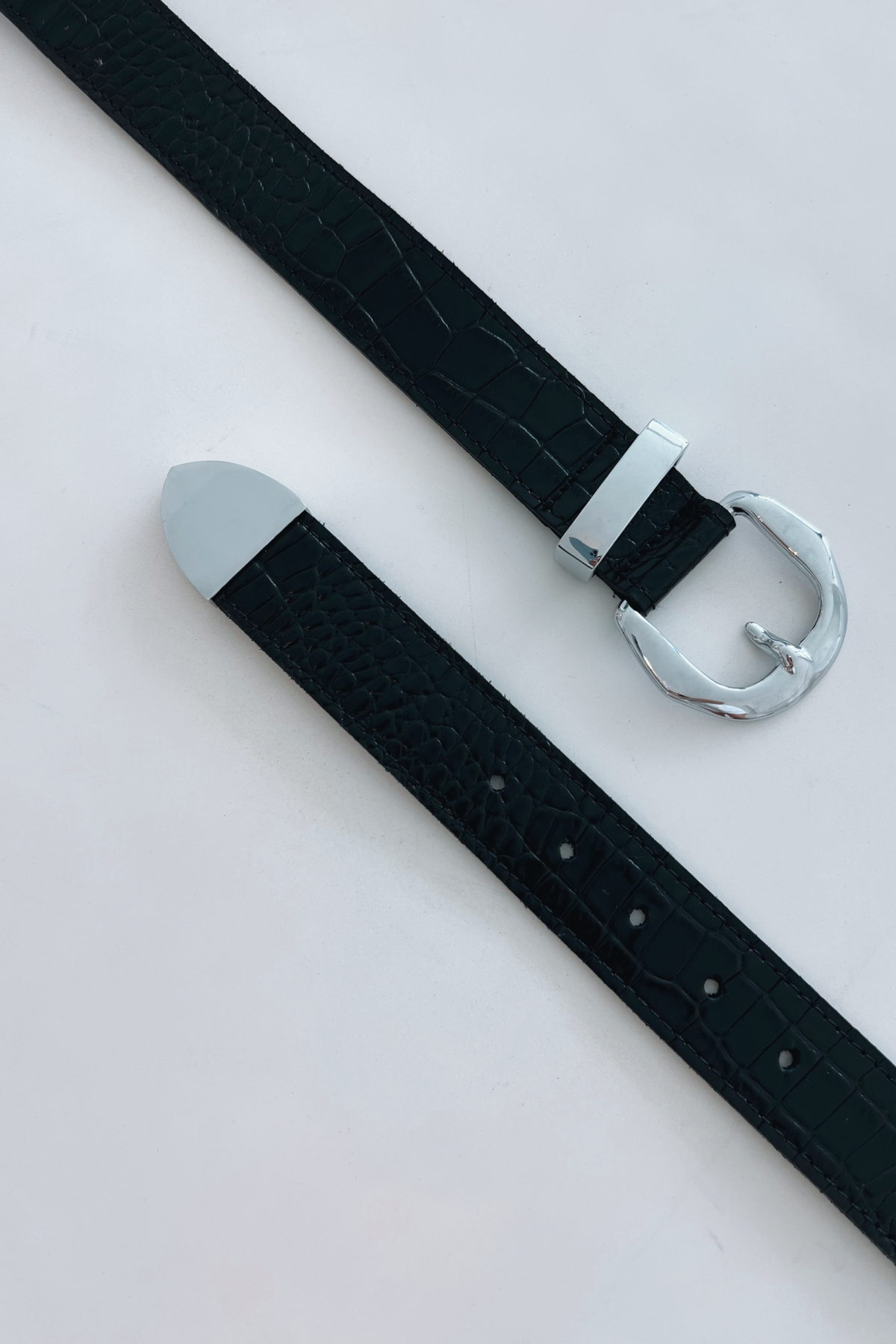 【ANDREA&Co】 DEFORMATION BUCKLE BELT 05.11 coming soon DEFORMATION BUCKLE BELT ANDREA&Coから初の